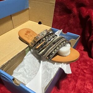 Jellypop Lizzy Sandals, size 5 US